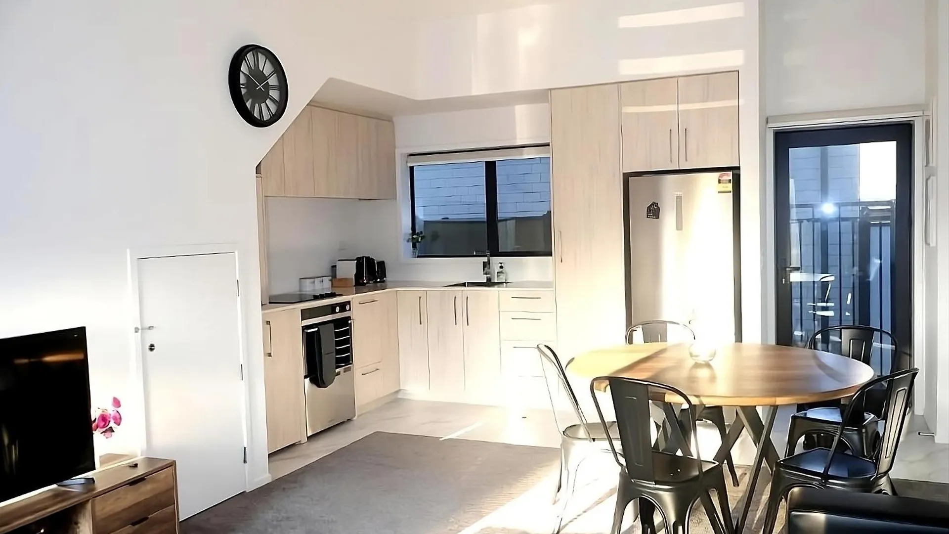 כרייסטצ'רץ' Stunning 3 Bedrooms Sleeps 6 In Cbd